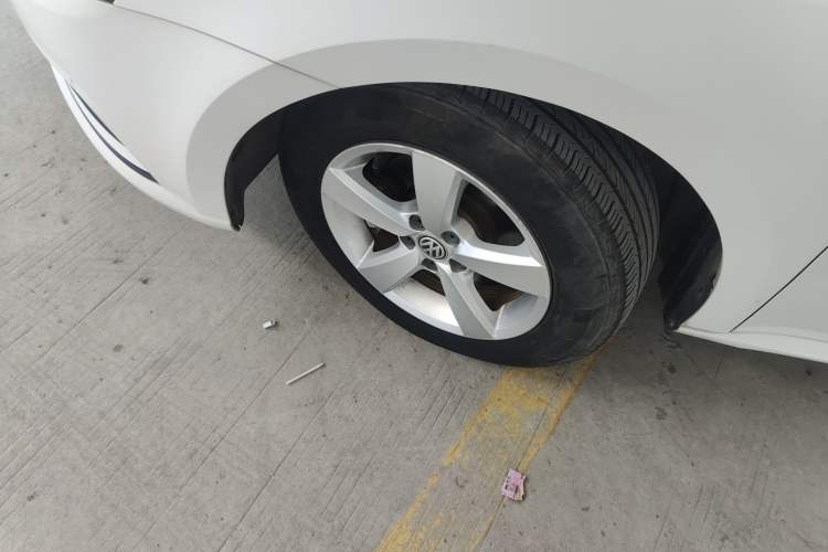 Used Volkswagen Gran Lavida 2015 1.6L Automatic Fashion Edition