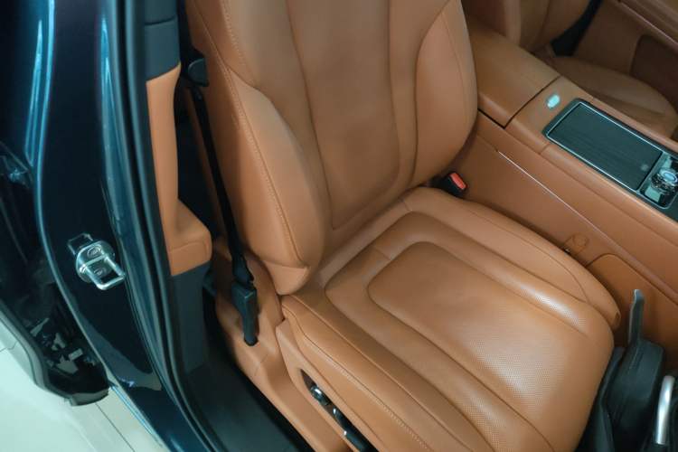 Used Hima AITO M9 2024 Range-Extended Ultra Version 42 kWh 6-Seater Model
