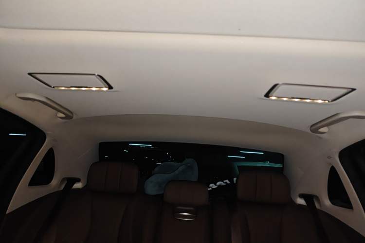 Used Mercedes-Benz E-Class 2018 Facelift E 200 L
