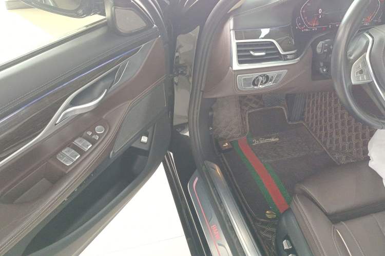 Used BMW 7 Series 2019 Updated 730Li Luxury Package
