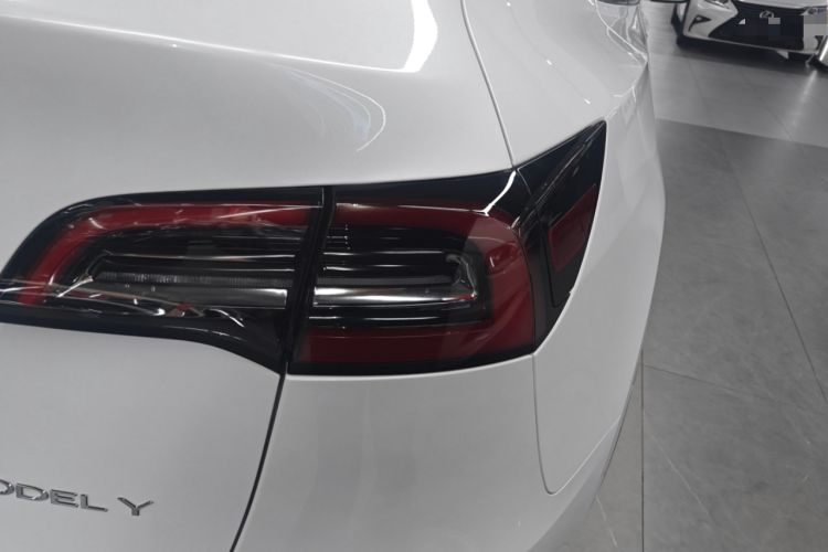 Used Tesla Model Y 2022 Rear-Wheel-Drive Version