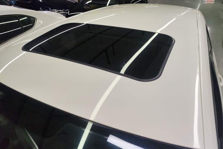 Used Volkswagen Golf 2012 1.6L Automatic Comfort Model Roof