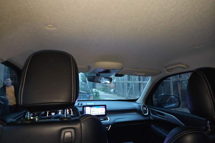 Used Great Wall King Kong Poer 2022 2.0T Manual Diesel Two-Wheel Drive Elite Version with Long Bed GW4D20M Headliner