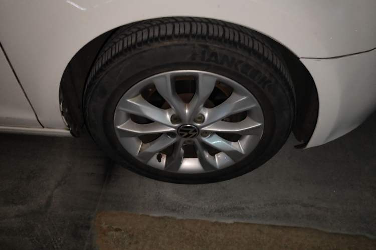 Used Volkswagen Golf 2012 1.6L Automatic Comfort Model
