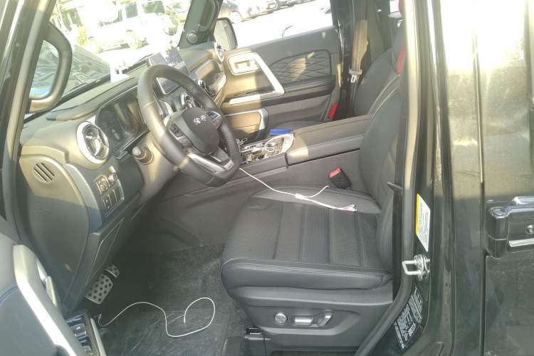 Used BAIC Off-Road BJ40 2023 2.0T Automatic Four-Wheel Drive Urban Hunter Edition Chivalrous Type