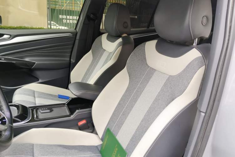 Used Volkswagen ID.4 CROZZ 2022 Standard Range PURE Edition