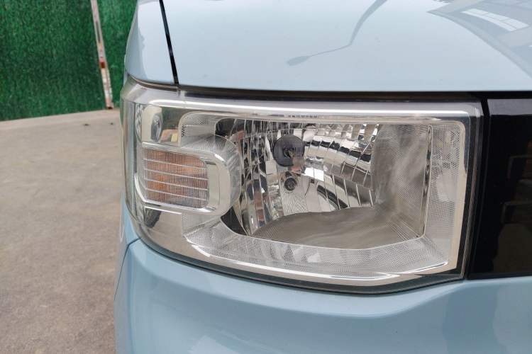 Used Wuling Hongguang MINIEV 2020 Freedom Version Lithium Iron Phosphate
