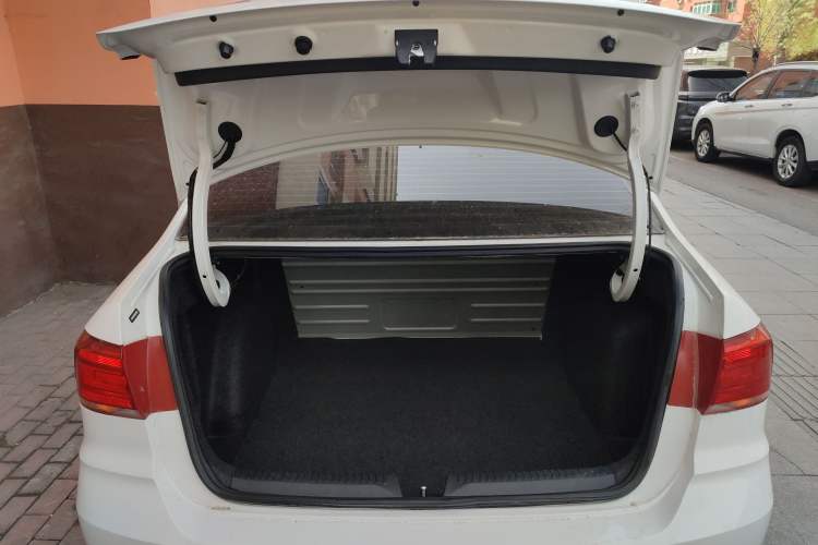 Used Volkswagen Santana 2018 1.5L Automatic Fashion Edition
