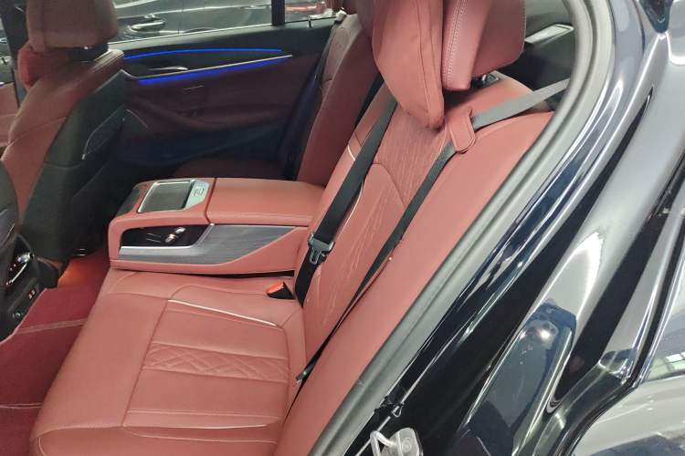 Used BMW 5 Series 2022 Second Facelift 530Li Luxury Version M Sport Package