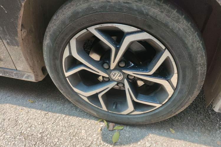 Used MG 5 2021 180 DVVT Manual Youth Luxury Edition