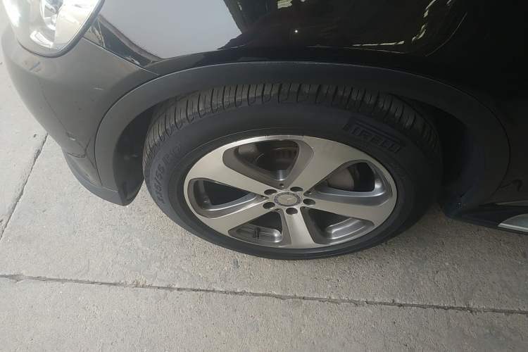 Used Mercedes-Benz GLC 2016 GLC 300 4MATIC Dynamic Model