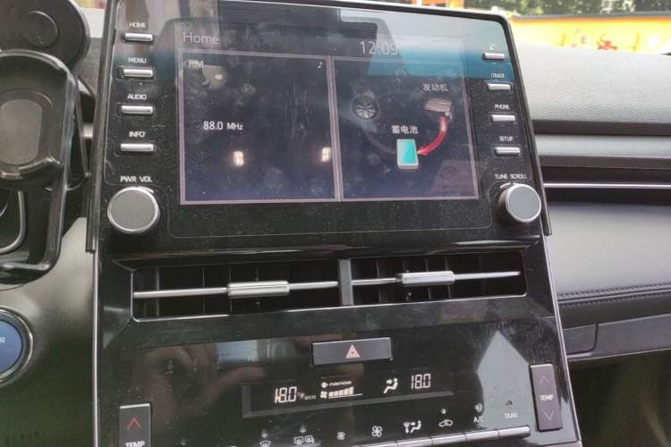 Used Toyota Avalon 2019 Dual-Engine 2.5L Luxury Edition China VI Standard