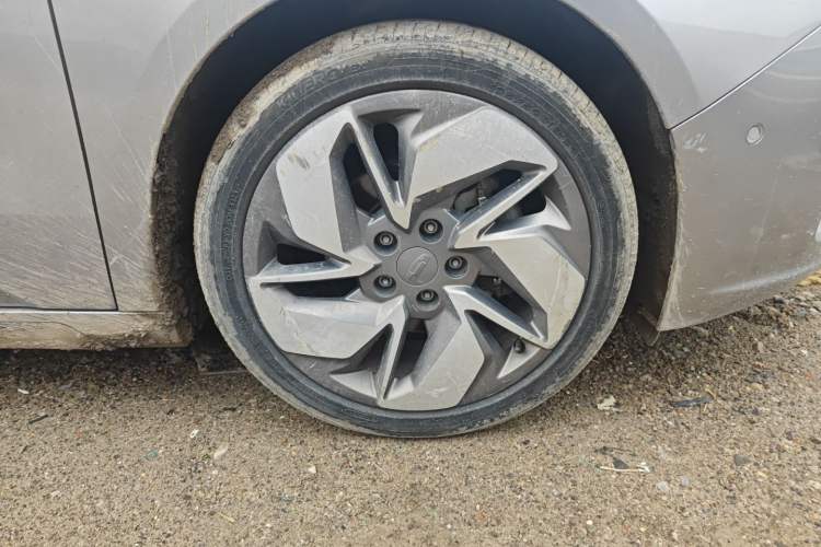 Used Geometry A 2019 High-Performance Standard Range Power Edition