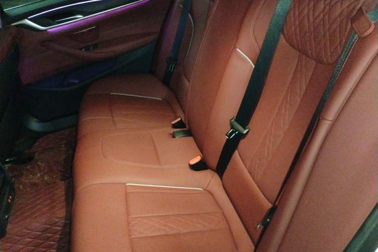 Used BMW 5 Series 2023 530Li Leading Model M Sport Package Left Rear Seat