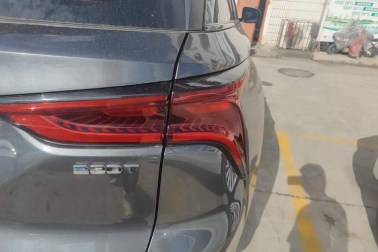 Used CHANGAN CS75 PLUS 2021 1.5T Automatic Prestige Model

