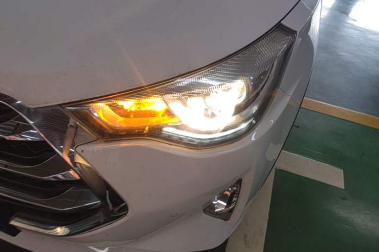Ojetý JAC Group Refine S3 2017 1.6L Manual Luxury Smart Model