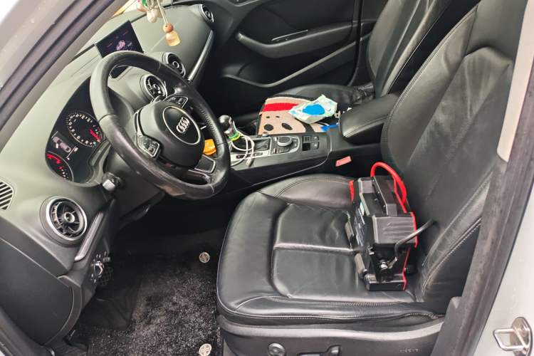 Used Audi A3 2014 Limousine 35 TFSI Automatic Comfort Model