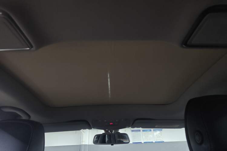 Used Mercedes-Benz C-Class 2016 C 200 L Sport Edition Headliner