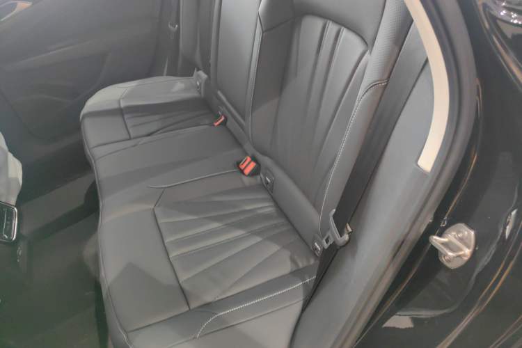 Used Volkswagen Passat 2026 Model, Outstanding 380TSI Xingkong Longteng Edition