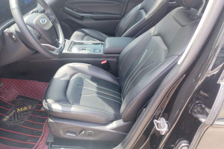 Used Ford Edge 2021 PLUS EcoBoost 245 Two-Wheel-Drive Platinum Edition 5 Seats