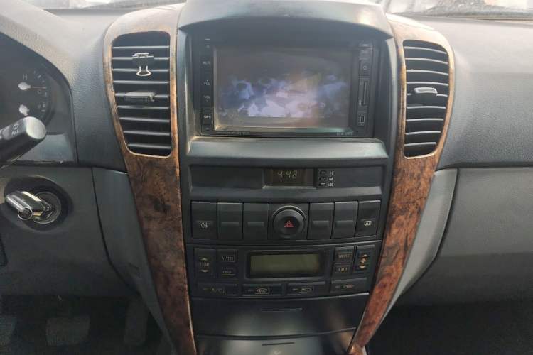 Used Huanghai Qisheng F1 2012 2.0L Two-Wheel Drive Supreme Edition
