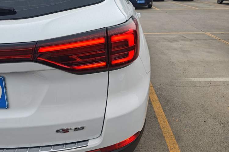 Used CHANGAN CS75 2022 Blue Whale Edition 1.5T DCT Prestige Model
