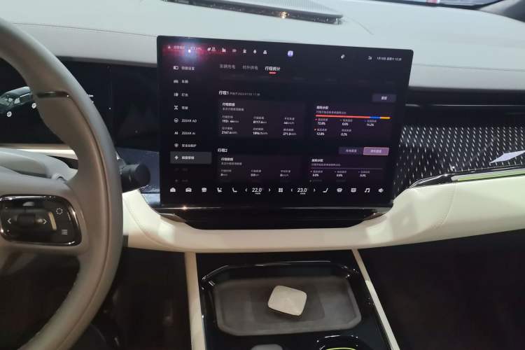 Used Zeekr 009 2024 Six-Seat Executive Version 4WD 108 kWh