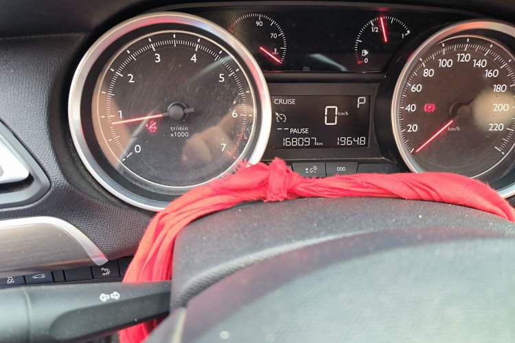 Used Peugeot 408 2015 1.2T Automatic Luxury Edition Odometer Close Up