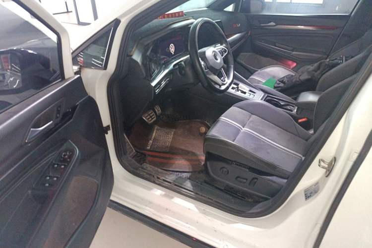 Used Volkswagen Golf 2021 280TSI DSG R-Line Driver Seat