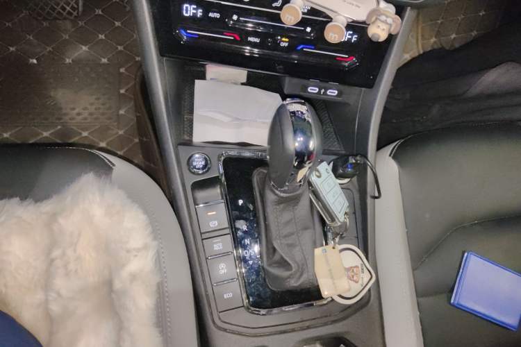 Used Volkswagen Bora 2023 300TSI DSG Prestige Edition