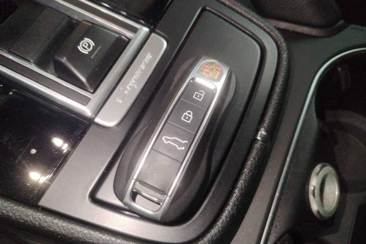 Used Porsche Cayenne E-Hybrid 2020 Cayenne E-Hybrid 2.0T
