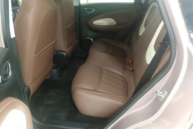 Used Wuling Bingo 2023 333 km Enjoyment Version
