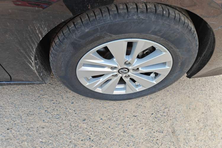 Used Nissan Teana 2020 2.0L XE Fashion Edition Right Front Wheel Hub