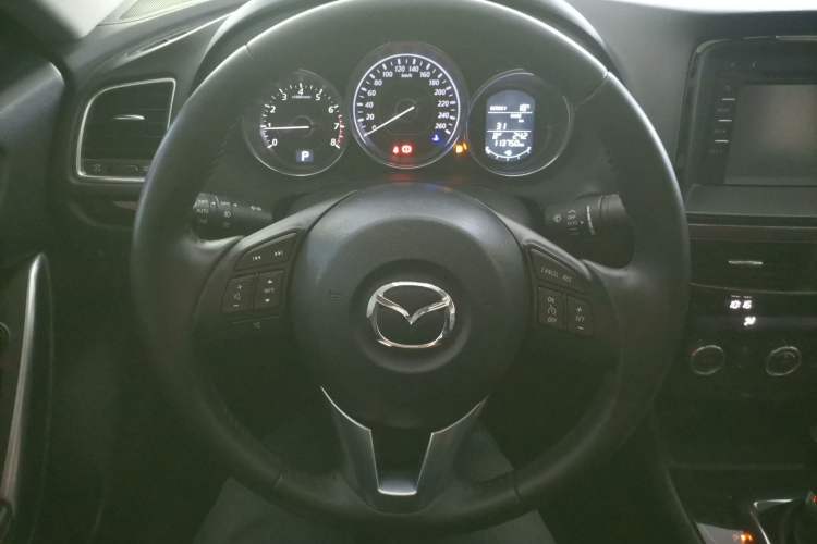 Used Mazda Atenza 2015 2.0L Blue Sky Luxury Edition