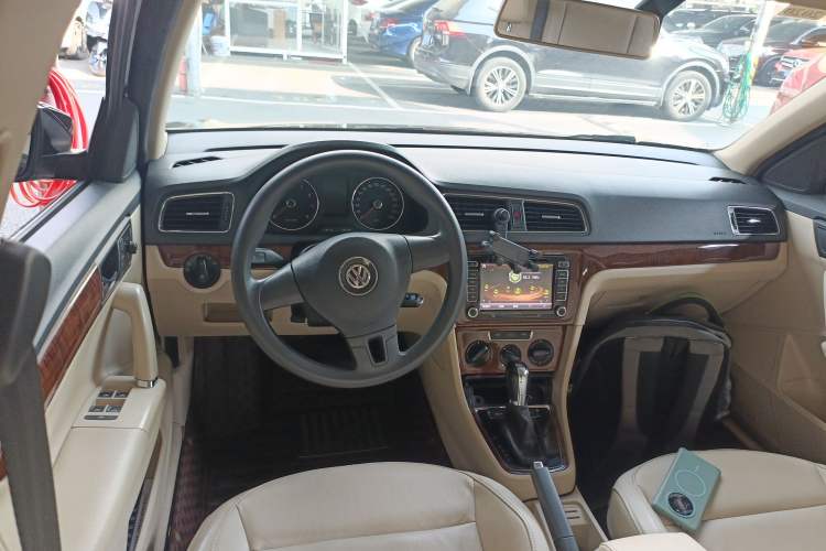 Used Volkswagen Lavida 2013 Restyled Classic 1.6L Automatic Comfort Edition