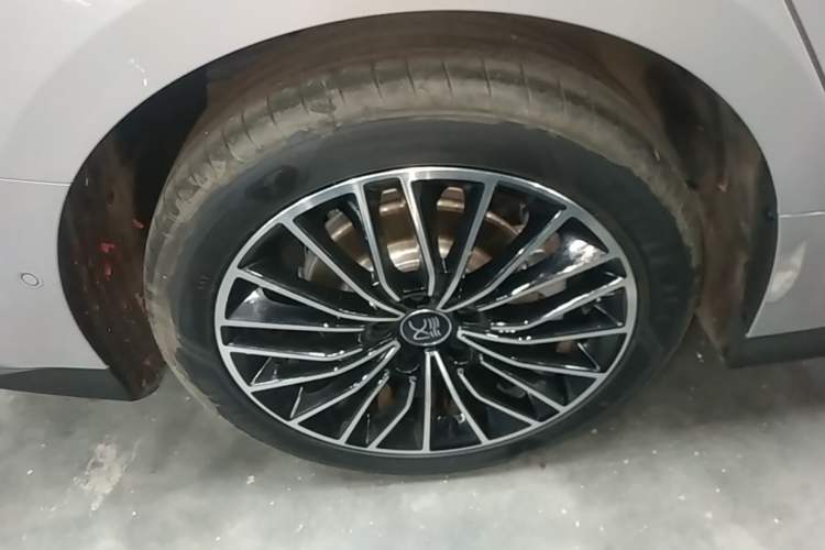 Used BYD Han 2025 DM-i 125KM LiDAR-Powered Intelligent Driving Model
