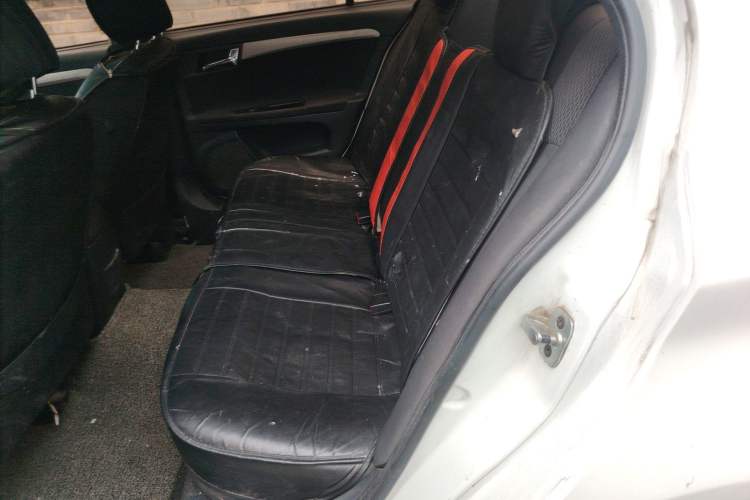 Used Roewe 350 2015 1.5L Automatic Luxury Sunroof Edition Left Rear Seat