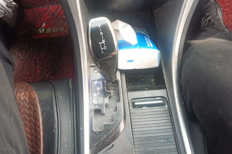 Used Hyundai Sonata 2015 Classic 2.0L Automatic Leading Edition