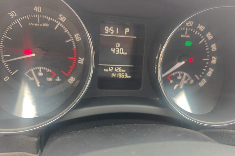 Used Skoda Superb 2013 1.4TSI DSG Sport Edition
