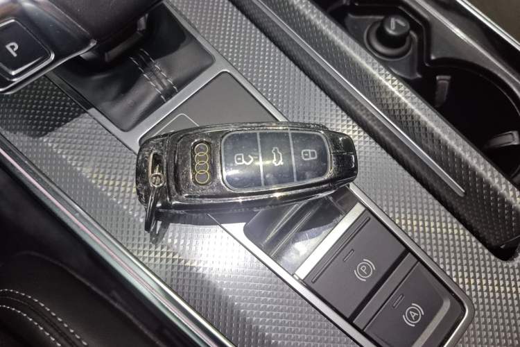 Used Audi A6L 2021 40 TFSI Luxury Dynamic Edition
