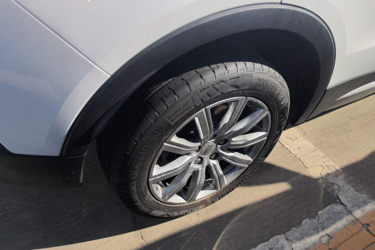 Used Cadillac XT4 2022 28T Two-Wheel Drive Prestige Version