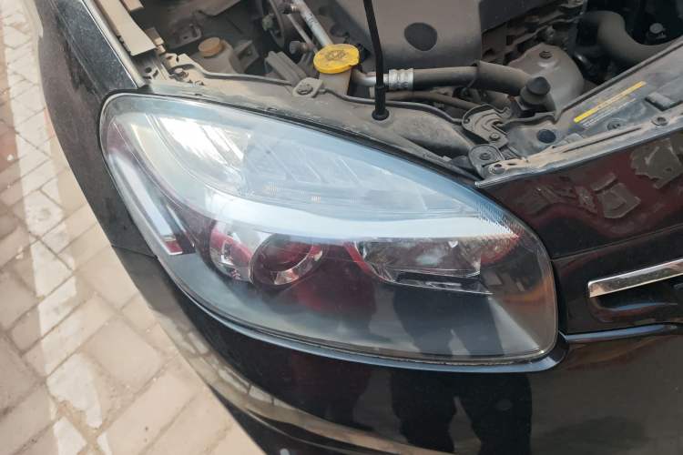 Used Renault Koleos 2014 2.5L 4x4 Comfort Edition