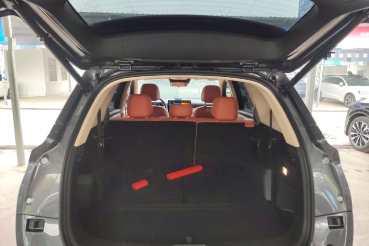 Used Landian E5 PLUS 2026 Model 165km Long-Range First-Adoption Version Ultra 7-seater
