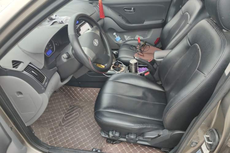 Used Hyundai Celesta 2011 1.6L Manual Luxury Model
