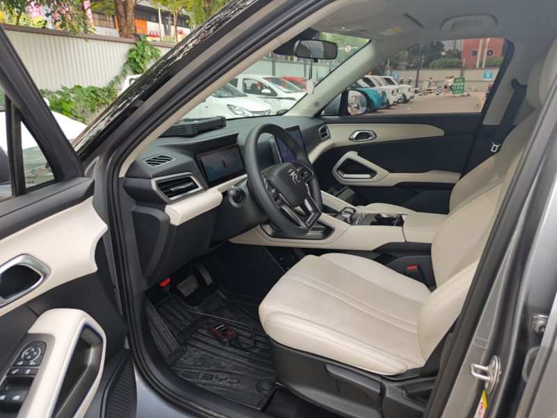 Used BYD Yuan UP 2025 Intelligent Driving Version 401 KM Dynamic Edition — 14
