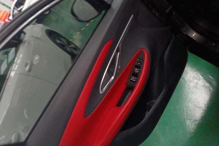 Used Changan UNI-T 2021 1.5T Excellence Model
