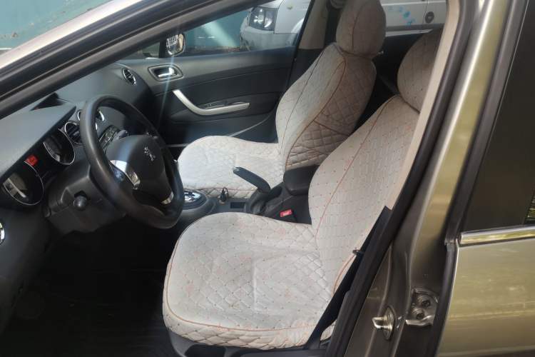 Used Peugeot 408 2013 2.0L Automatic Comfort Edition