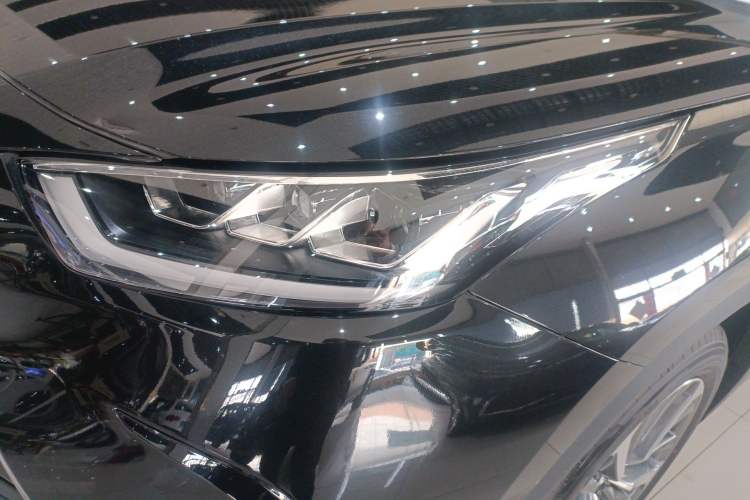 Used Toyota Crown Kluger 2026 Model 2.5L HEV All-Wheel-Drive Prestige Edition Left Front Headlight