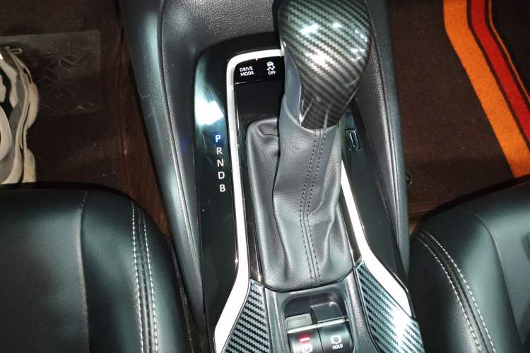 Used Toyota Corolla 2021 Dual-Motor 1.8L E-CVT Elite Edition Gear Lever