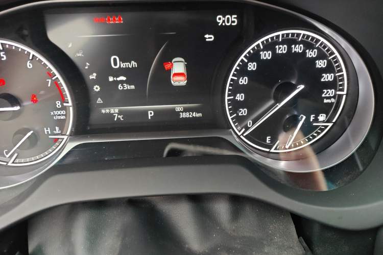 Used Toyota Harrier 2022 2.0L CVT Two-Wheel Drive Deluxe Edition Odometer Close Up